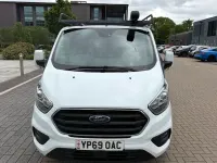 Begagnad Ford Transit Custom Limited 131 HK (96 kW) 2023 Van