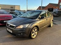 Used Ford Focus Zetec 110 HP (80 kW) 2009 Grey Hatchback