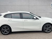 Used BMW 118 Sport Line 136 HP (100 kW) 2023 White Hatchback