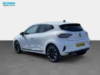 Used Renault Clio Techno 90 HP (66 kW) 2024 White Hatchback