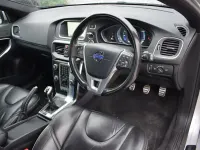 Used Volvo V40 R-Design 190 HP (139 kW) 2015 Silver Hatchback