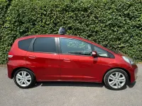 Used Honda Jazz ES 2015 Red Hatchback