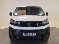 Used Vauxhall Vivaro 120 HP (88 kW) 2024 White MPV