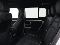Used Land Rover Defender SE Dynamic 246 HP (180 kW) 2021 Silver SUV