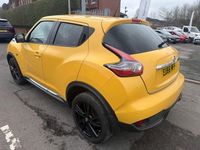Used Nissan Juke Tekna 110 HP (80 kW) 2016 Yellow SUV