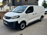 Used Vauxhall Vivaro 145 HP (106 kW) 2021 White MPV