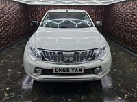 Used Mitsubishi L200 178 HP (130 kW) 2015 White Pickup