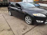 Usado Ford Mondeo Titanium X 140 HP (102 kW) 2010 Preto Citadino