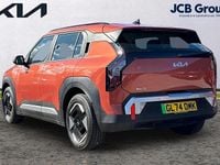 Used Kia EV3 Air 147 kW (201 HP) 2024 Orange SUV