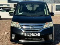 Usado Nissan Serena S 2013 Negro Monovolumen