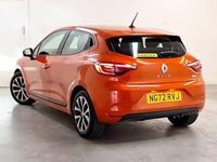 Used Renault Clio V Evolution 145 HP (106 kW) 2023 Orange Hatchback