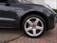 Used Porsche Macan 348 HP (255 kW) 2019 Grey SUV