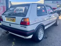 Begagnad VW Golf II 1989 Vit Halvkombi
