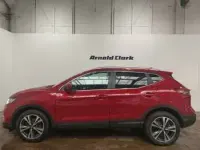 Used Nissan Qashqai N-Connecta 110 HP (80 kW) 2018 Red SUV