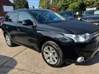 Used Mitsubishi Outlander P-HEV 119 HP (87 kW) 2015 Estate