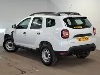 Used Dacia Duster Essentiel 90 HP (66 kW) 2023 White SUV