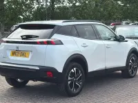Used Peugeot 2008 Allure 100 HP (73 kW) 2021 White SUV