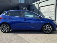 Used Hyundai i20 Premium 101 HP (74 kW) 2023 Blue Hatchback
