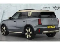 Używany Mini Countryman Exclusive 218 KM (160 kW) 2024 Zielony SUV