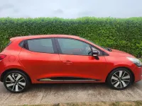 Used Renault Clio Dynamique 90 HP (66 kW) 2013 Red Hatchback