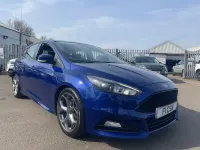 Used Ford Focus ST 185 HP (136 kW) 2015 Blue Hatchback
