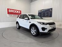 Used Land Rover Discovery Sport SE 150 HP (110 kW) 2017 White SUV