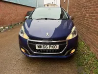 Used Peugeot 208 Allure 100 HP (73 kW) 2017 Blue Hatchback