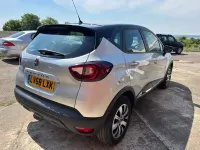 Gebraucht Renault Captur Play 90 PS (66 kW) 2019 Silber SUV