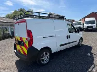 Used Vauxhall Combo 2014 White MPV