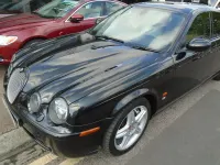 Used Jaguar S-Type R 400 HP (294 kW) 2002 Black Sedan