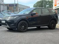 Used Land Rover Discovery 5 SE 2019 Black SUV