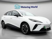 Used MG MG4 EV SE 150 kW (204 HP) 2024 White Hatchback