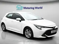 Begagnad Toyota Corolla 122 HK (89 kW) 2022 Vit Halvkombi