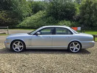 Used Jaguar XJ 207 HP (152 kW) 2008 Silver Sedan