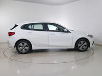 Used BMW 118 Sport Line 134 HP (98 kW) 2022 White Hatchback
