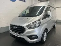 Used Ford Transit Custom Limited 130 HP (95 kW) 2020 Silver Van
