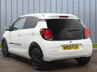 Used Citroën C1 71 HP (52 kW) 2019 White Hatchback