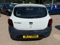 Used Dacia Sandero Acces 75 HP (55 kW) 2017 White Hatchback