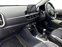 Used Kia Picanto X-Line 65 HP (47 kW) 2021 White Hatchback