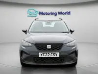 Usado Seat Arona SE 94 CV (69 kW) 2022 Gris SUV