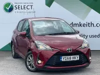 Used Toyota Yaris 2018 Red Hatchback