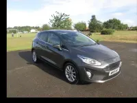 Used Ford Fiesta Titanium 100 HP (73 kW) 2018 Grey Hatchback