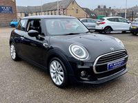 Usado Mini Cooper Classic 2021 Negro Utilitario