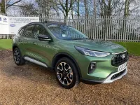 Usado Ford Kuga Active 243 CV (178 kW) 2025 Verde SUV
