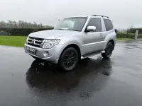 Used Mitsubishi Shogun Warrior 2014 Silver SUV