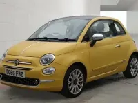 Used Fiat 500 Lounge 69 HP (50 kW) 2016 Yellow Hatchback