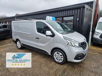 Used Renault Trafic 2019 Silver MPV