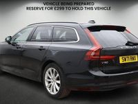 Used Volvo V90 Momentum 197 HP (144 kW) 2021 Onyx black Estate