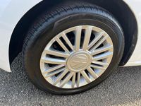 Used VW up! move up! 60 HP (44 kW) 2016 White Hatchback