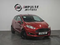 Used Ford Fiesta Zetec 82 HP (60 kW) 2016 Red Hatchback